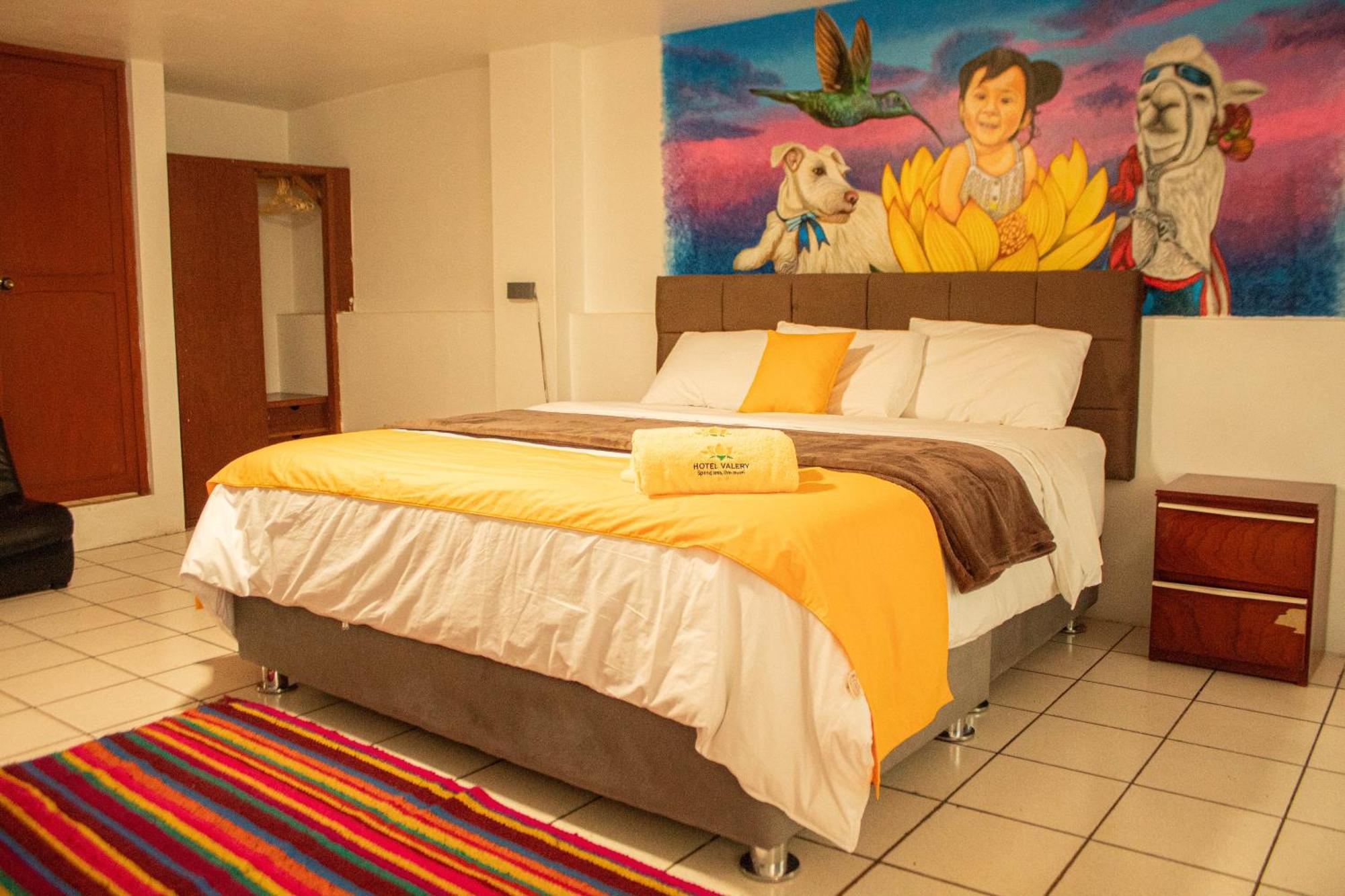Hotel Valery 2 Estrellas Уарас Экстерьер фото